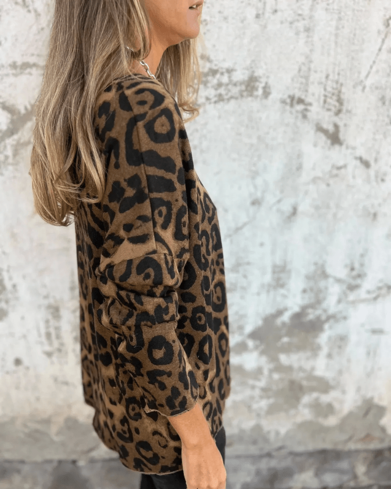 ELVÉRA | Casual Damtopp med Leopardmönster
